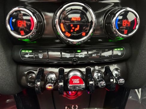 Used 2017 MINI Cooper S image 11