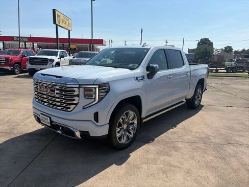 New 2026 GMC Sierra 1500 Denali w/ Denali Reserve Package AWD/4WD image 2