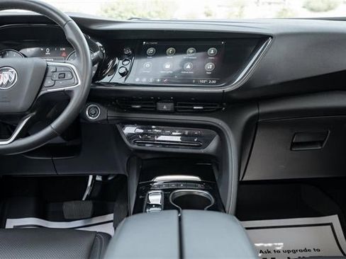 Used 2023 Buick Envision Essence image 29
