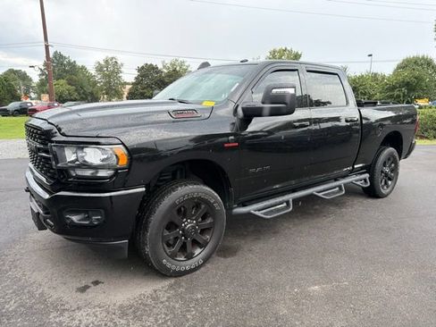 Used 2024 RAM 2500 Big Horn w/ Night Edition AWD/4WD image 8