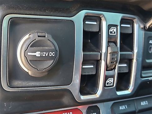 Used 2024 Jeep Wrangler Unlimited Rubicon image 13