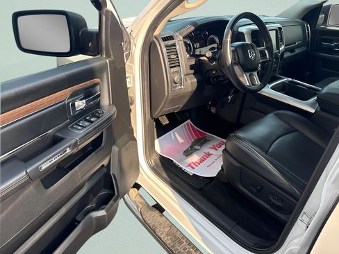 Used 2017 RAM 1500 Laramie w/ Convenience Group AWD/4WD image 12