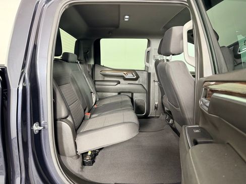 Used 2023 GMC Sierra 1500 SLE image 31