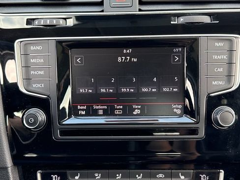 Used 2015 Volkswagen Golf SEL FWD image 29