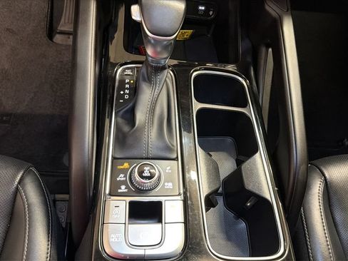 Used 2025 Kia Telluride S AWD/4WD image 22