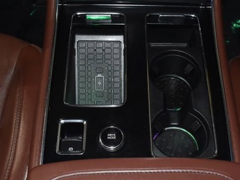 Used 2025 Lincoln Aviator Reserve image 19