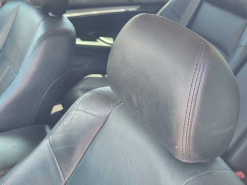 Used 2015 INFINITI Q40 w/ Moonroof Package RWD image 15