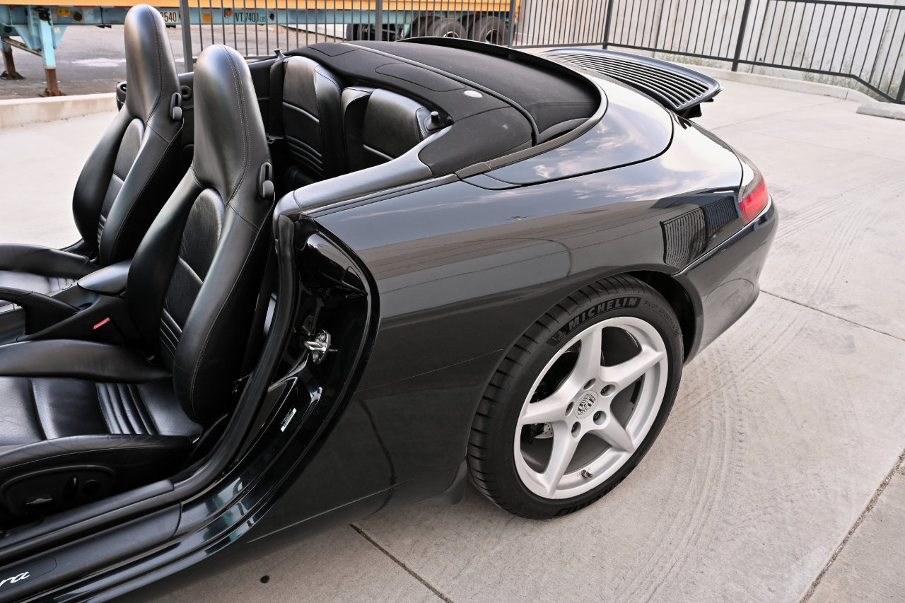 Used 2004 Porsche 911 Cabriolet image 41