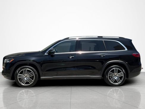 Used 2026 Mercedes-Benz GLS 450 4MATIC image 2