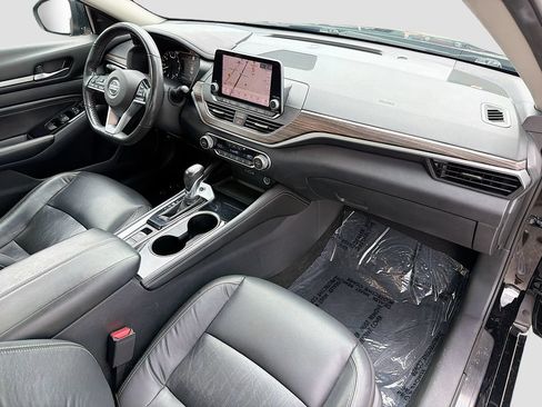 Used 2022 Nissan Altima 2.5 SL FWD image 12
