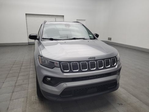 Used 2022 Jeep Compass Latitude w/ Sun and Sound Group AWD/4WD image 14