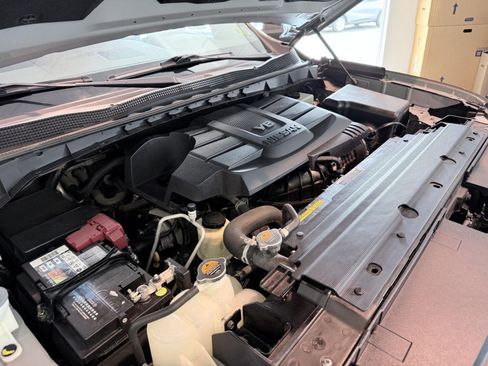 Used 2021 Nissan Titan PRO-4X w/ Pro-4x Utility Package AWD/4WD image 52