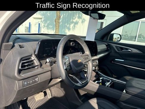 Used 2026 Chevrolet Traverse LT w/ Driver Confidence Package AWD/4WD image 11