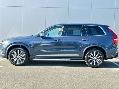 Certified 2025 Volvo XC90 B5 Core w/ Protection Package Premier image 2