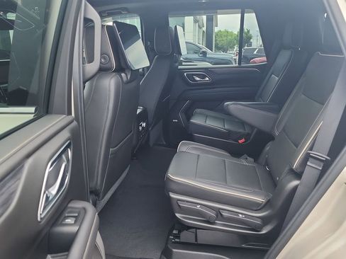 Certified 2021 GMC Yukon SLT w/ SLT Luxury Plus Package RWD image 25