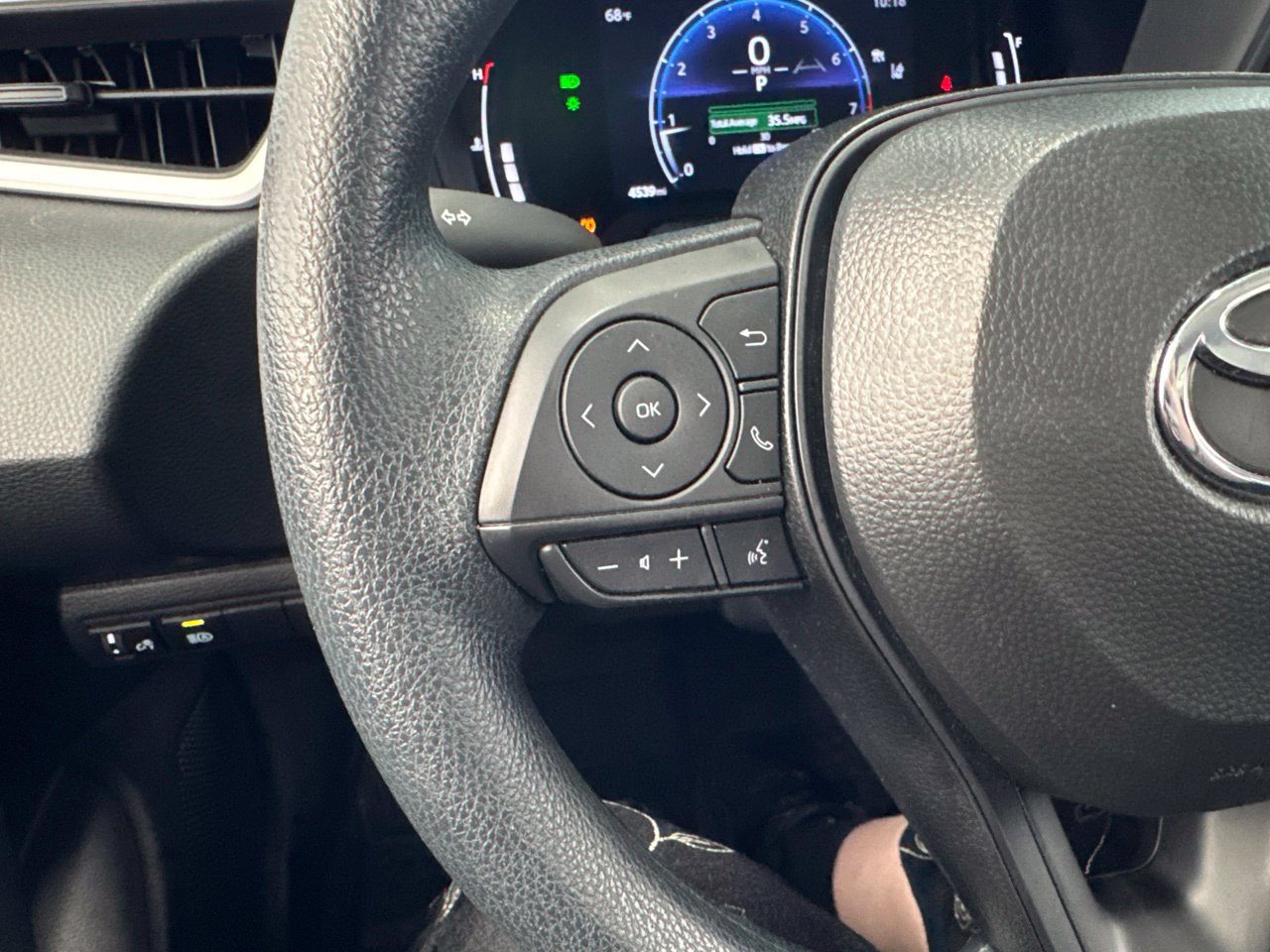 Certified 2026 Toyota Corolla LE FWD image 18
