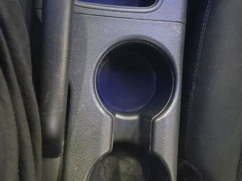 Used 2017 Nissan Sentra S image 27