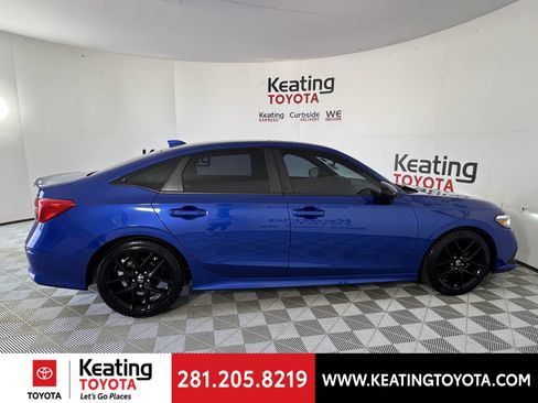 Used 2022 Honda Civic Sport image 4