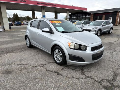 Used 2012 Chevrolet Sonic LT image 4