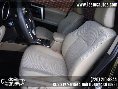 Used 2013 Toyota 4Runner SR5 w/ Convenience Pkg image 11