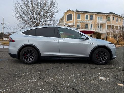 Used 2016 Tesla Model X P90D AWD/4WD image 4