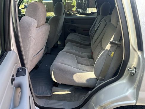 Used 2005 Chevrolet Tahoe LS AWD/4WD image 19
