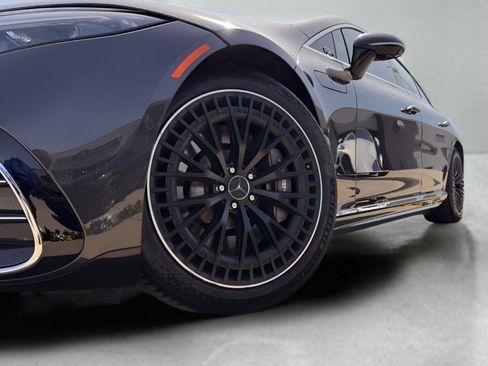 Used 2024 Mercedes-Benz EQS AMG 4MATIC image 9