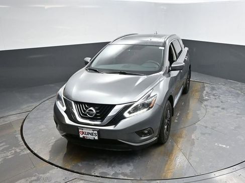 Used 2018 Nissan Murano SV w/ Premium Package image 37