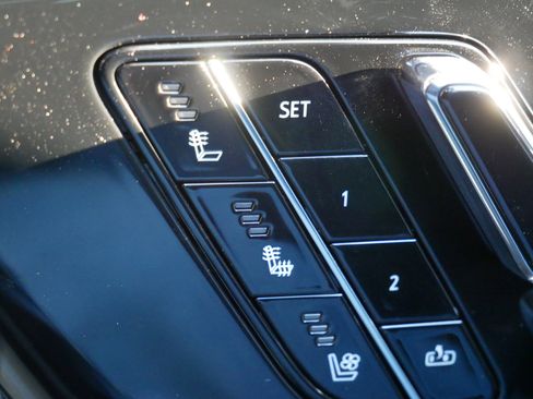 New 2026 Cadillac Optiq Sport 2 image 25