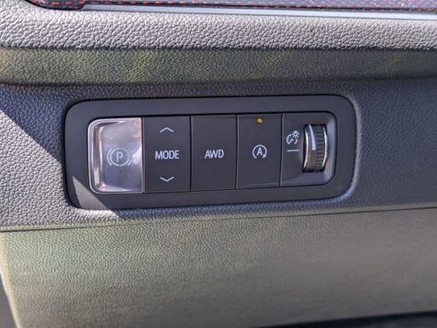 New 2026 Chevrolet Traverse Z71 AWD/4WD image 12