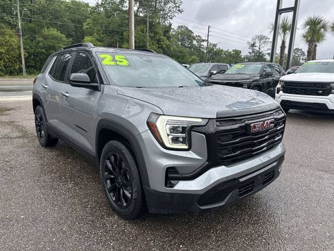 Used 2025 GMC Terrain Elevation w/ Elevation Premium Package AWD/4WD image 10