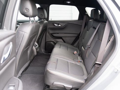 Used 2024 Chevrolet Blazer Premier image 17