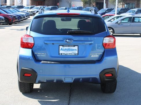 Used 2017 Subaru Crosstrek 2.0i Limited image 6