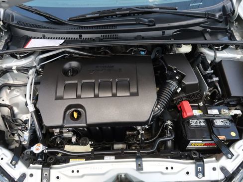 Used 2019 Toyota Corolla SE FWD image 13