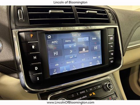 Used 2020 Lincoln Continental Reserve image 41