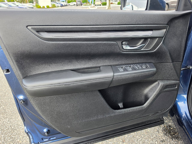 Used 2025 Honda CR-V LX image 20