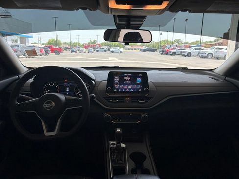 Used 2022 Nissan Altima 2.5 SR w/ Midnight Edition Package FWD image 38