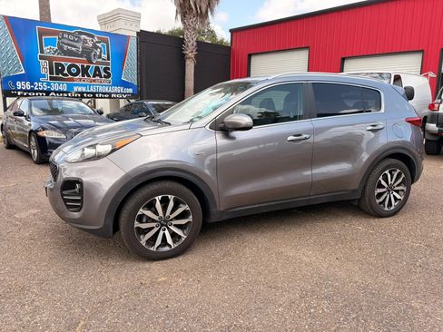 Used 2017 Kia Sportage EX AWD/4WD image 2