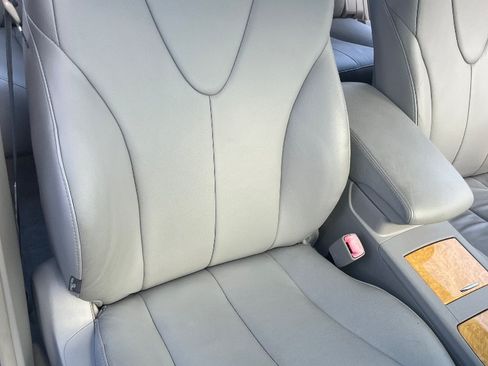 Used 2007 Toyota Camry XLE FWD image 52