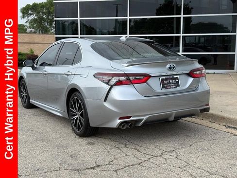 Used 2022 Toyota Camry SE FWD image 5