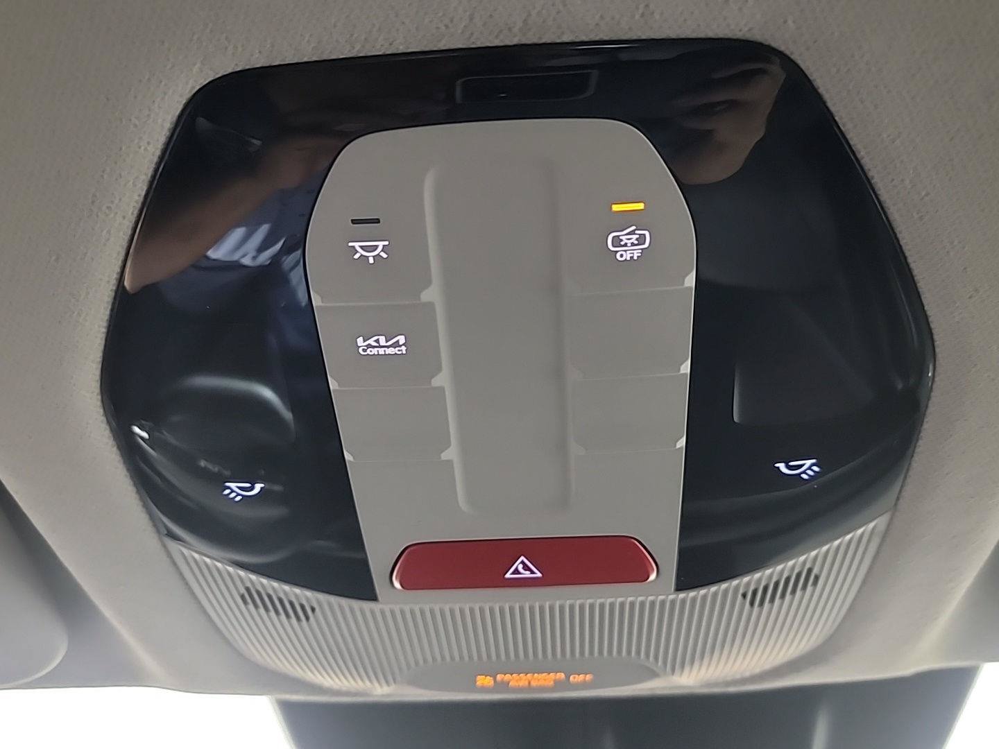 Used 2025 Kia K4 FWD image 32