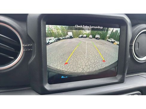 Used 2023 Jeep Wrangler Sahara w/ Cold Weather Group image 17