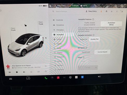 Used 2021 Tesla Model Y Long Range image 41