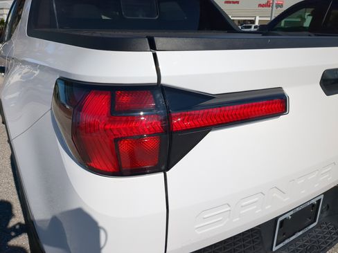 Used 2024 Hyundai Santa Cruz SEL w/ Activity Package image 10