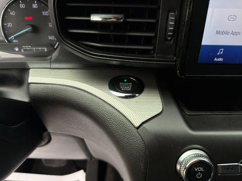 Used 2020 Ford Explorer XLT RWD image 28