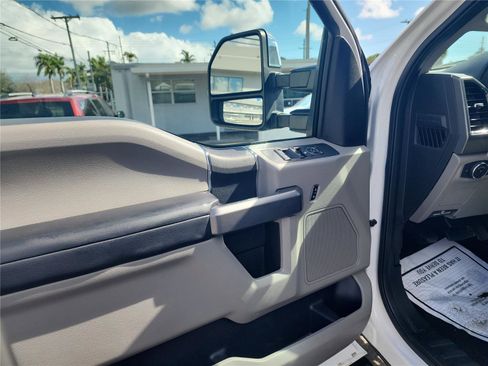 Used 2019 Ford F250 XLT image 12