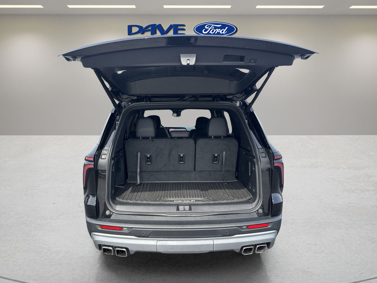Used 2025 Chevrolet Traverse Z71 AWD/4WD image 31