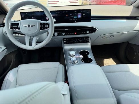 Certified 2026 Genesis GV70 2.5T Advanced AWD/4WD image 12