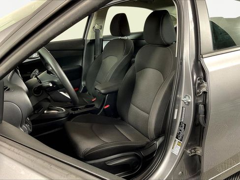 Certified 2024 Kia Forte LXS image 21