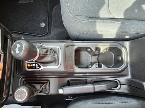 New 2025 Jeep Wrangler Sport S image 15